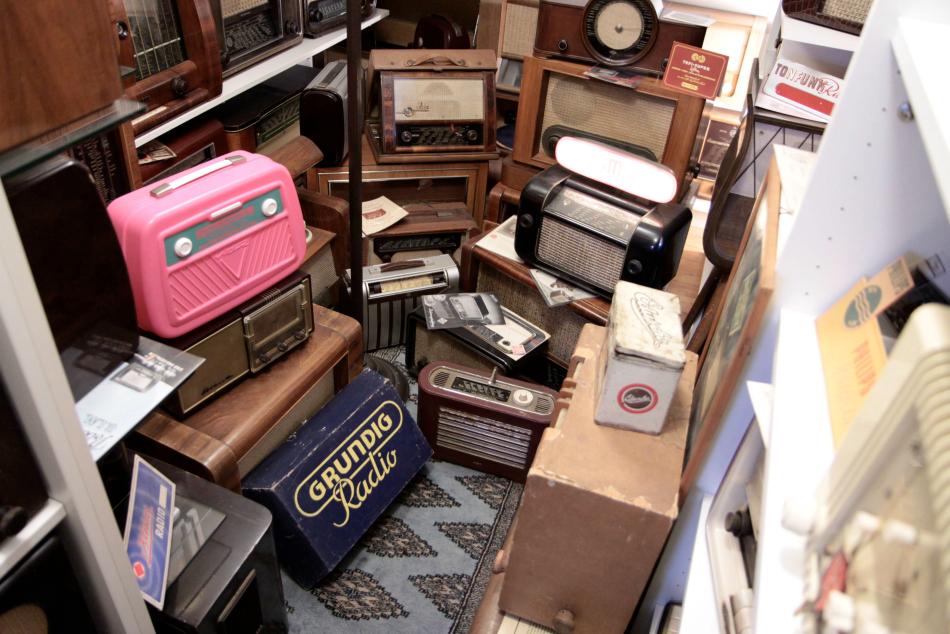 Sammlung alter Radios von Jörg Chowanetz